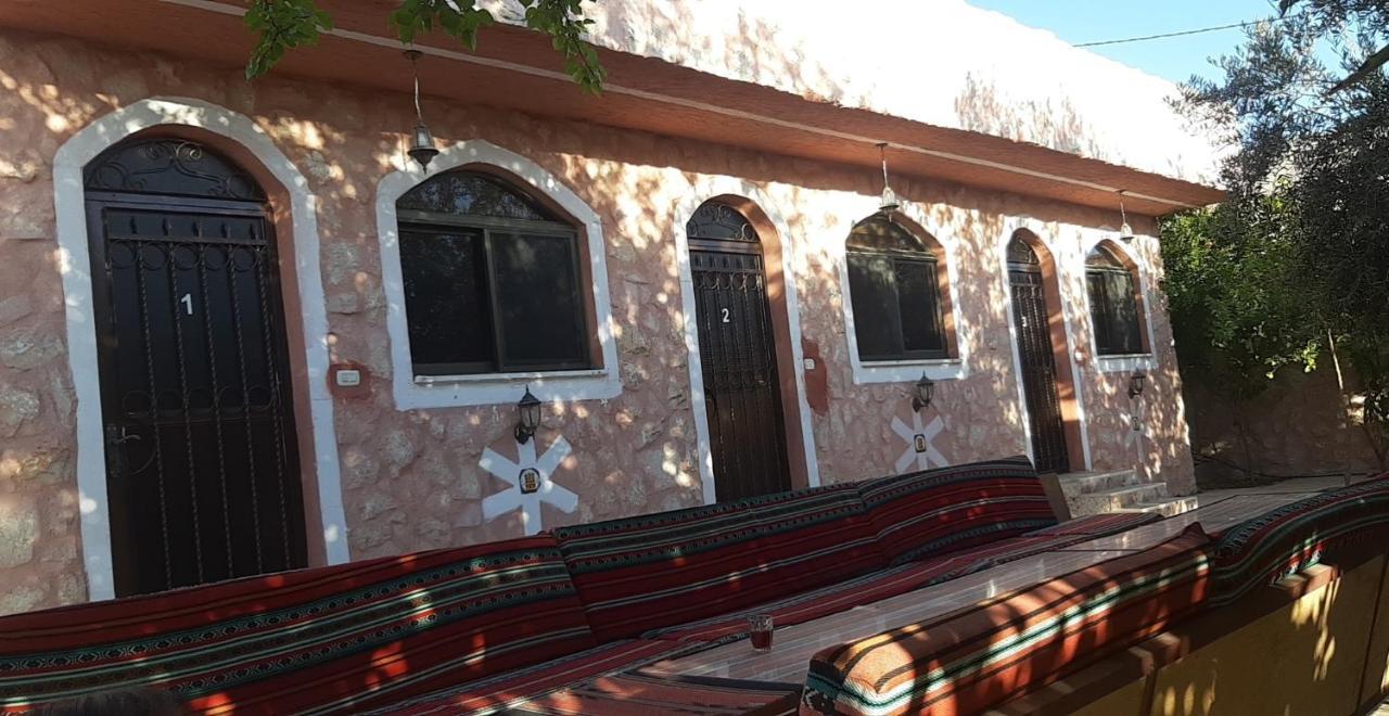 Guest House Attallah Vádi Músza Kültér fotó